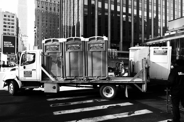 Best Affordable portable toilet rental  in Winterset, IA